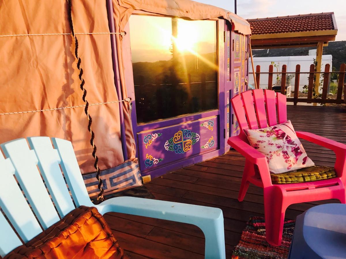 Exclusive Nirvana Yurts Glamping Kato Drys Buitenkant foto